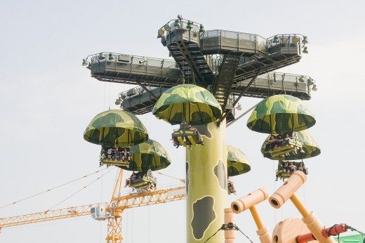 toystoryland-toy-soldier-parachute-drop