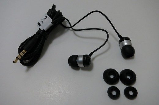 padfone2-earphone
