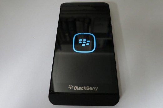 blackberry-z10-startup