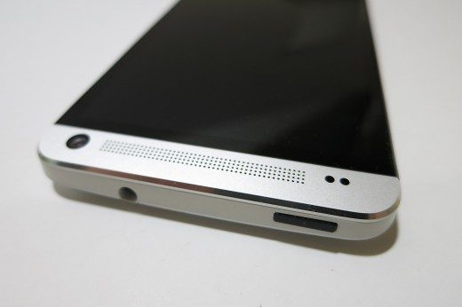 the-new-htc-one-top
